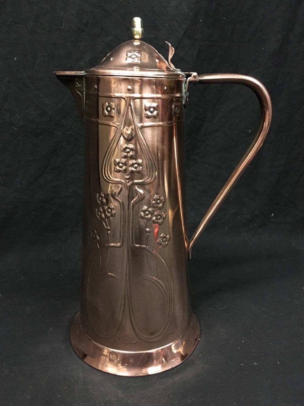 c19th copper art nouveau lidded jug