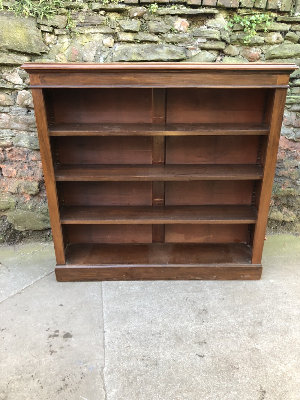 c19th walnut bookcase with adjustable shelves