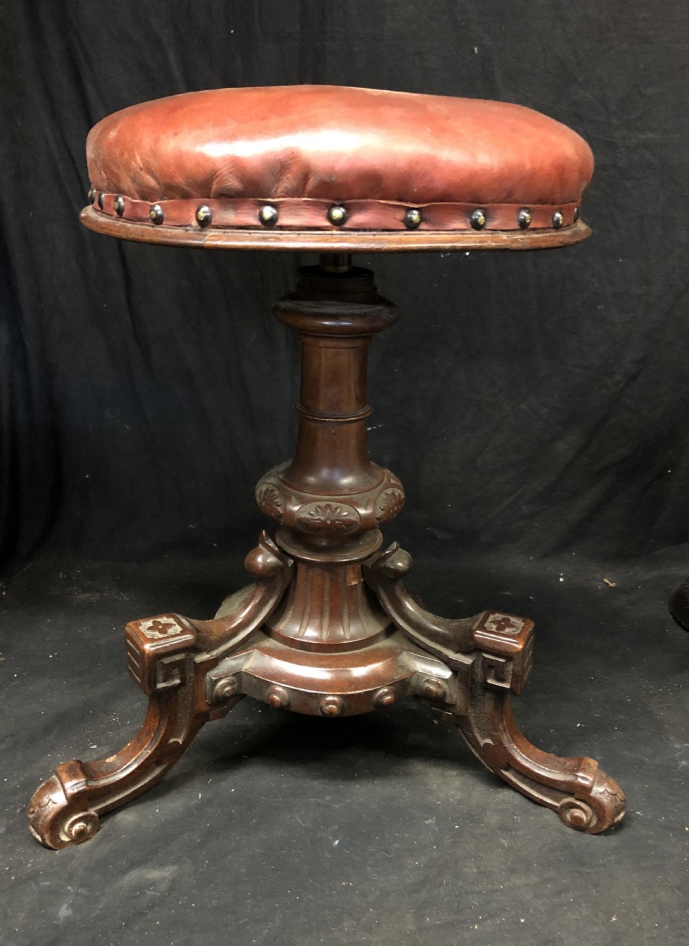 c19th walnut adjustable piano stool