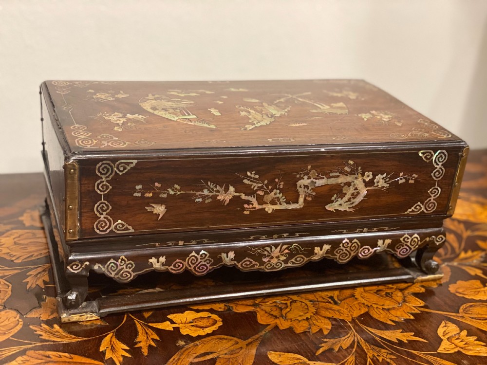 chinese inlaid huanghuali wood inlaid box