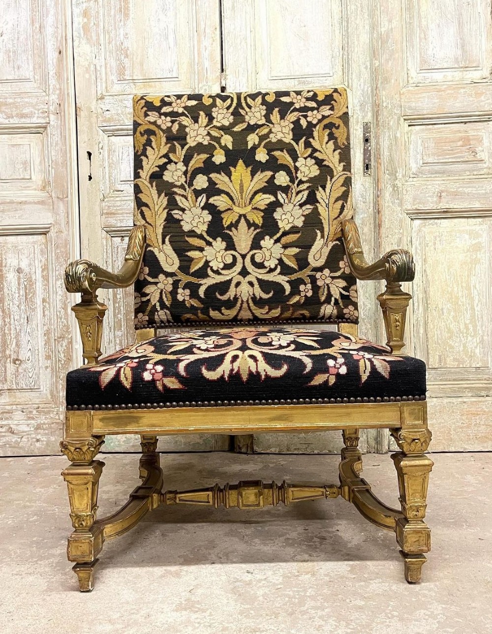 c19thcarved giltwood armchair