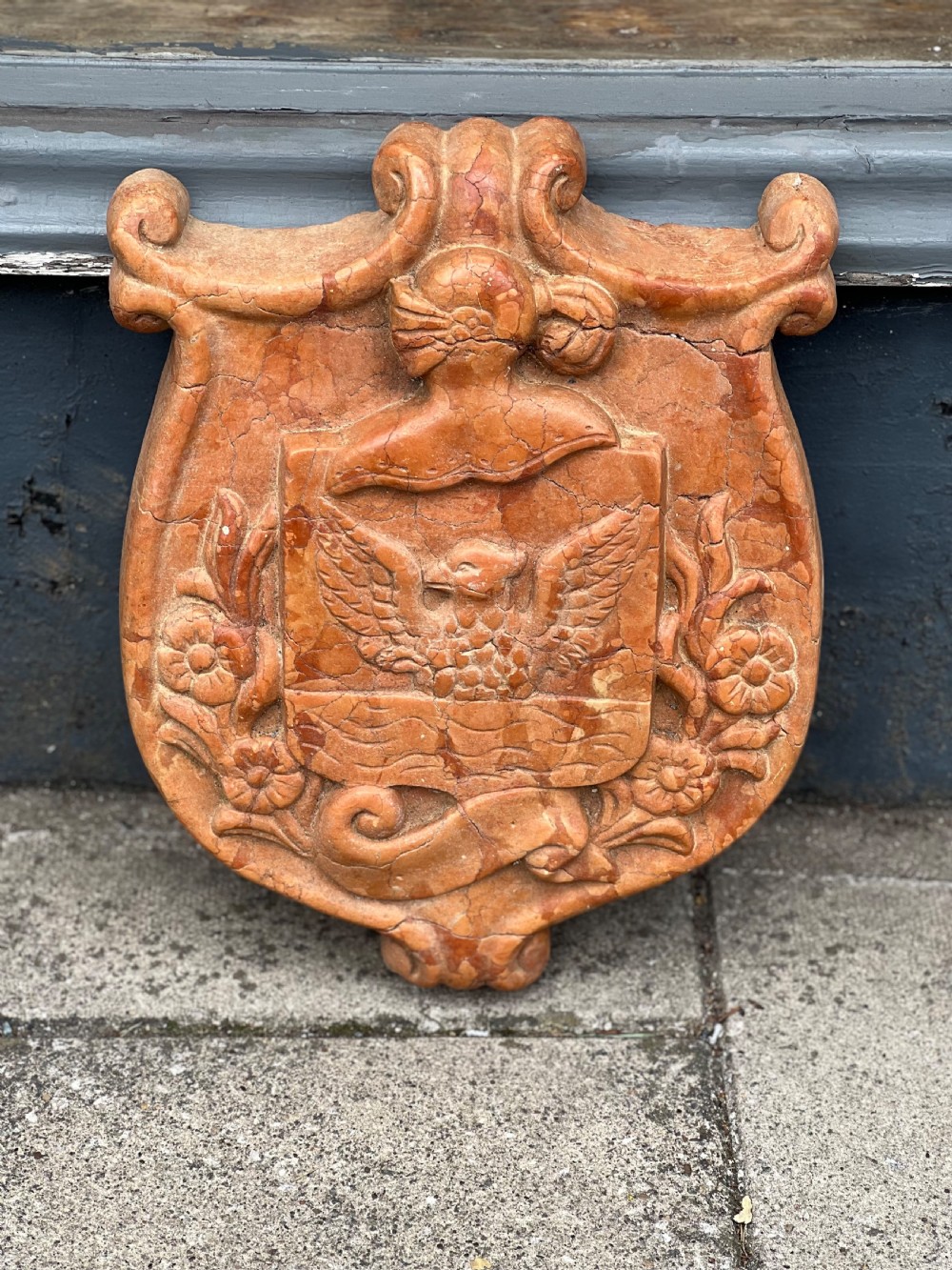 late c17th italian marble crest