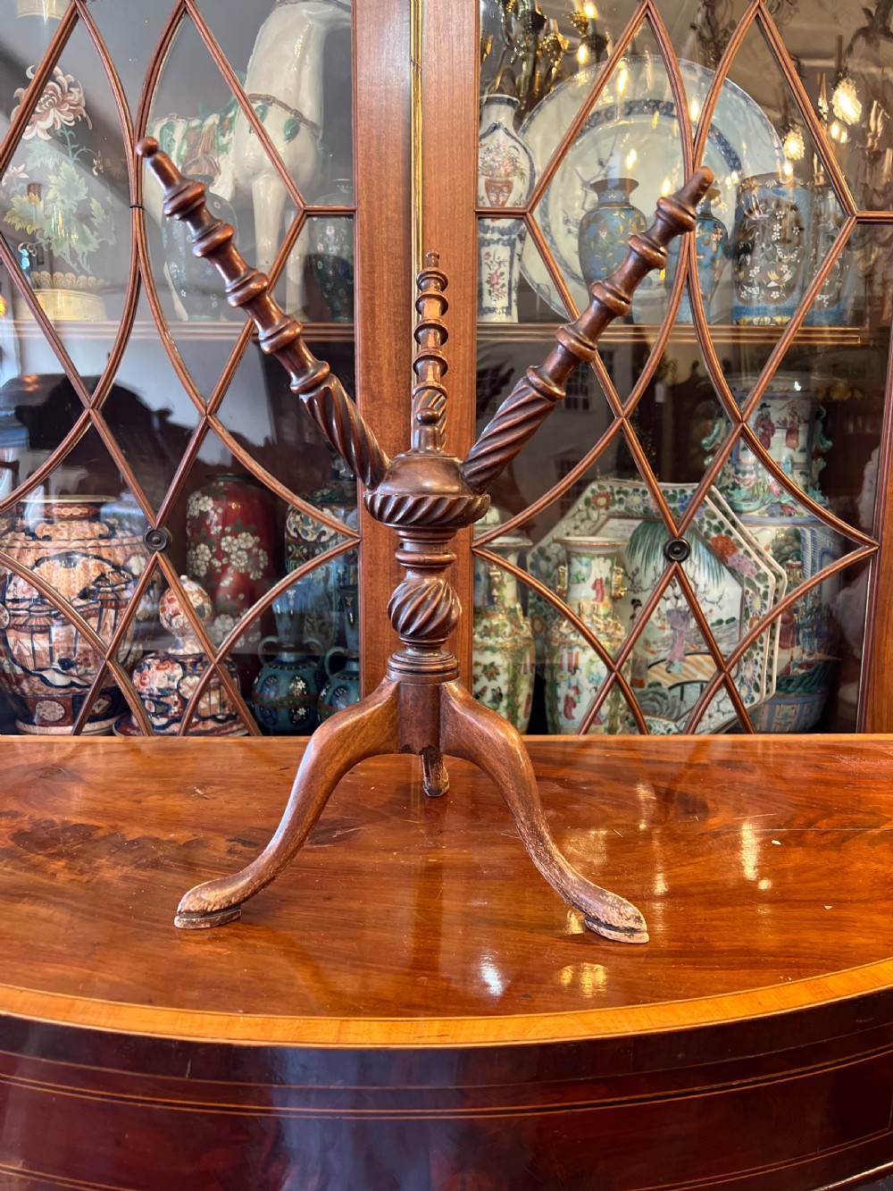 early c19th treen cat or plate stand